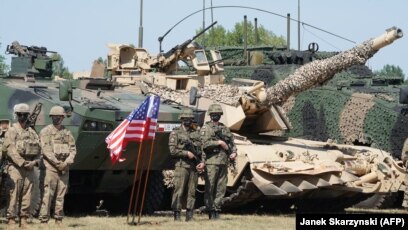 Байден: США не намерены сокращать военное присутствие в Европе