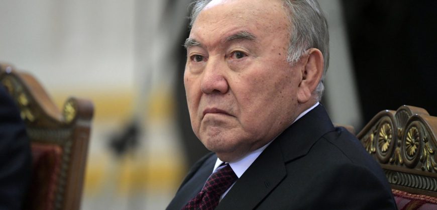 Назарбаев обратился к казахстанцам с видеообращением