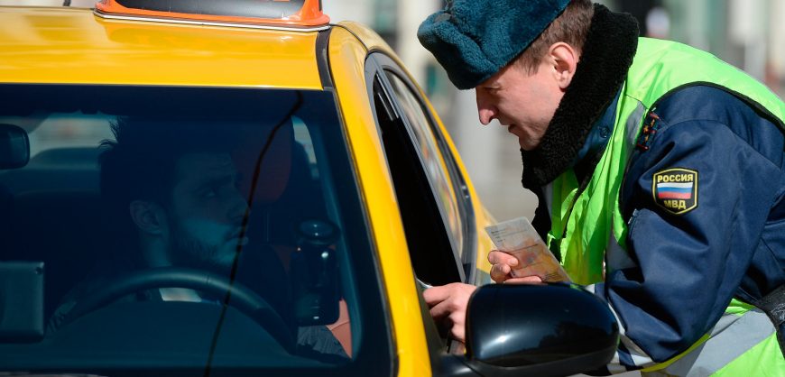 В Госдуму внесли законопроект о доступе ФСБ к базам заказов такси