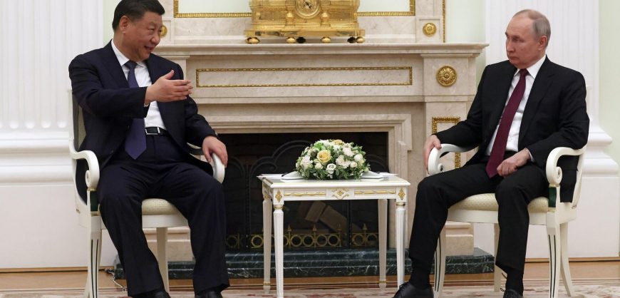 Путин и Си Цзиньпин переговорили неформально, официальная встреча назначена на зватра