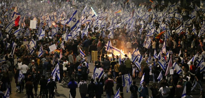 Нетаньяху согласился на переговоры, радикалы не признают компромиссов