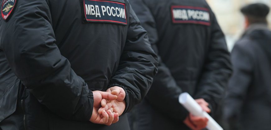 Полиция проверяет информацию о вооружённом побеге зэков-контрактников из-под Лисичанска